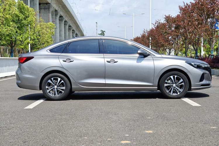 Used CHANGAN Eado 2021 PLUS Blue Whale NE 1.4T GDI DCT Prestige Model Exterior 4
