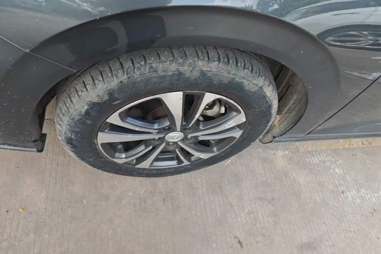 Used CHANGAN Eado 2021 PLUS Blue Whale NE 1.4T GDI DCT Prestige Model Exterior 4