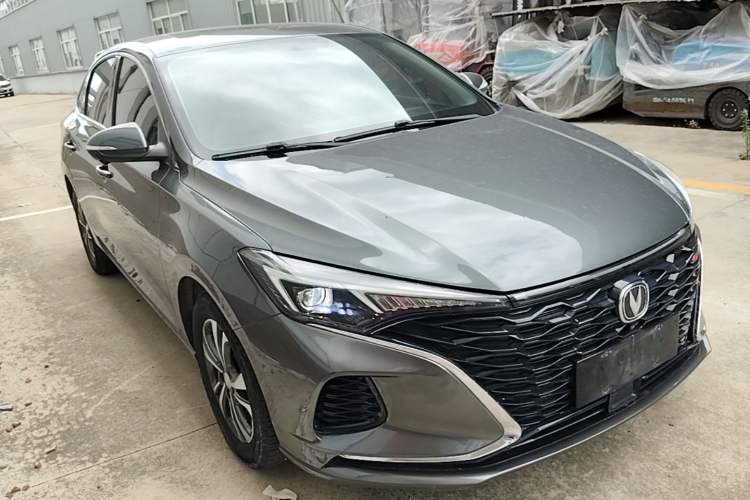Used CHANGAN Eado 2021 PLUS Blue Whale NE 1.4T GDI DCT Prestige Model Front Right 45 Deg