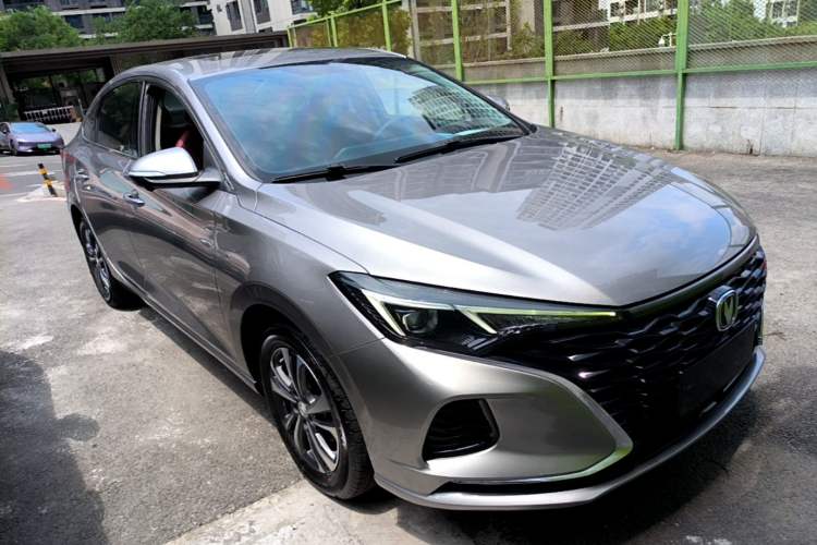 Used CHANGAN Eado 2021 PLUS Blue Whale NE 1.4T GDI DCT Prestige Model Front Right 45 Deg