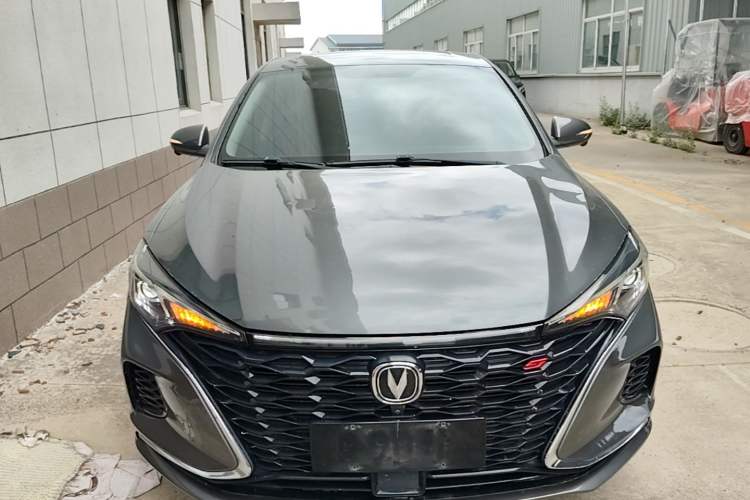 Used CHANGAN Eado 2021 PLUS Blue Whale NE 1.4T GDI DCT Prestige Model Front