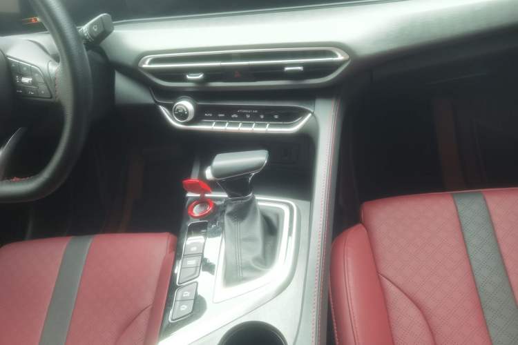Used CHANGAN Eado 2021 PLUS Blue Whale NE 1.4T GDI DCT Flagship Model Gear Lever