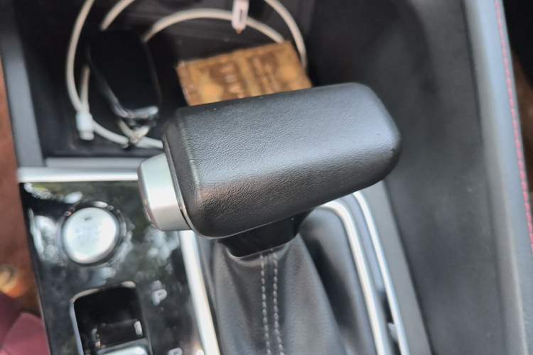 Used CHANGAN Eado 2021 PLUS Blue Whale NE 1.4T GDI DCT Prestige Model Gear Lever