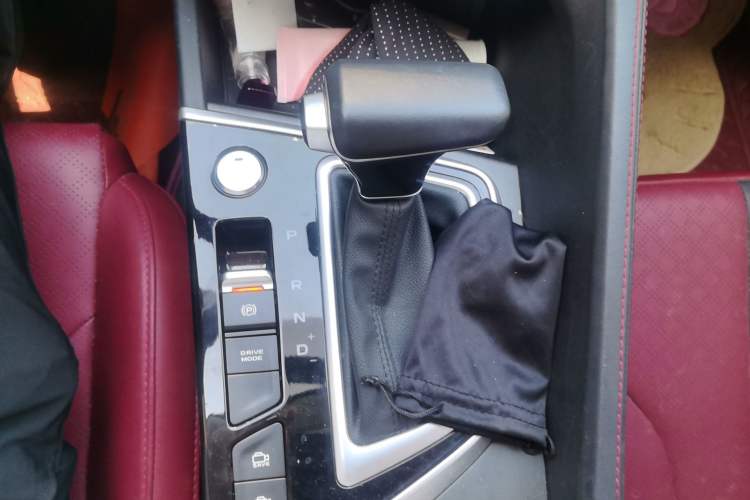 Used CHANGAN Eado 2021 PLUS Blue Whale NE 1.4T GDI DCT Flagship Model Gear Lever