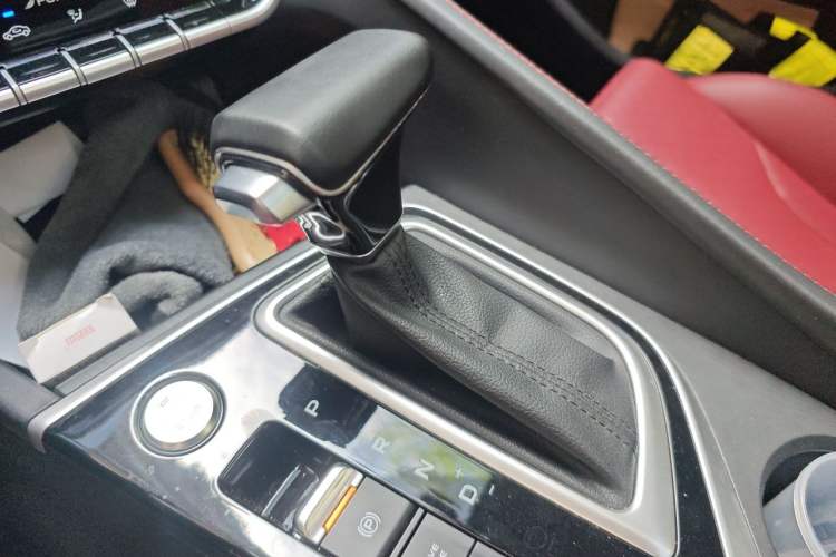 Used CHANGAN Eado 2021 PLUS Blue Whale NE 1.4T GDI DCT Flagship Model Gear Lever