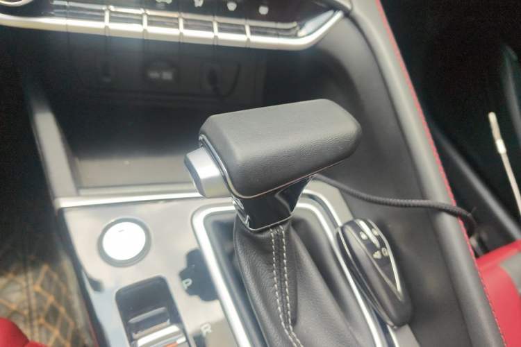 Used CHANGAN Eado 2021 PLUS Blue Whale NE 1.4T GDI DCT Prestige Model Gear Lever