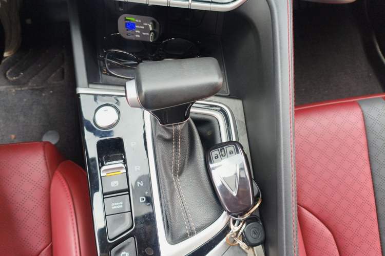 Used CHANGAN Eado 2021 PLUS Blue Whale NE 1.4T GDI DCT Prestige Model Gear Lever