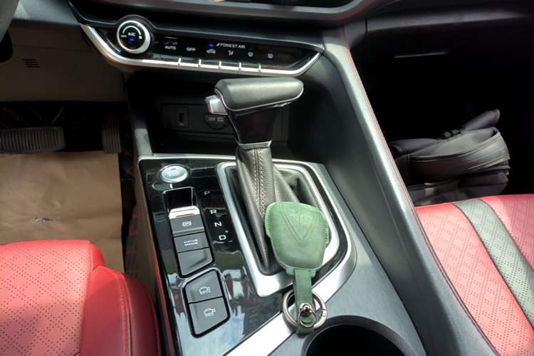 Used CHANGAN Eado 2021 PLUS Blue Whale NE 1.4T GDI DCT Prestige Model Gear Lever