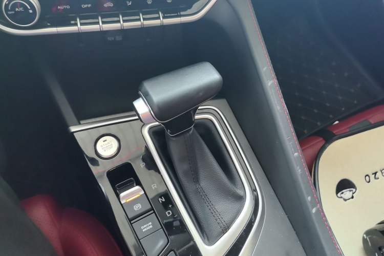 Used CHANGAN Eado 2021 PLUS Blue Whale NE 1.4T GDI DCT Flagship Model Gear Lever