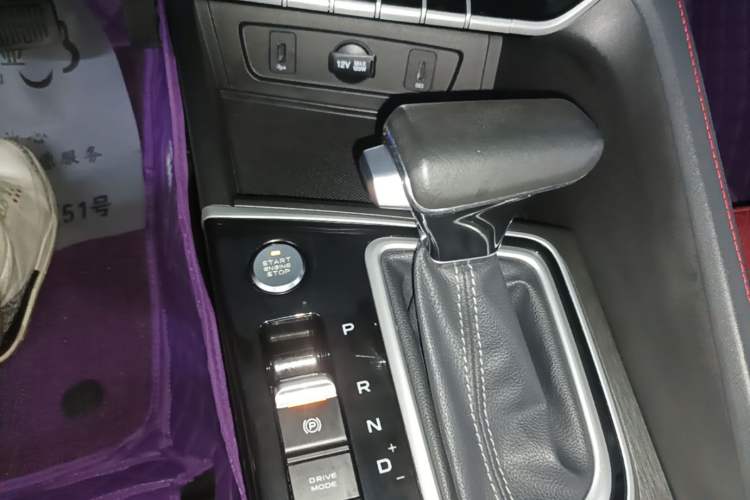 Used CHANGAN Eado 2021 PLUS Blue Whale NE 1.4T GDI DCT Prestige Model Gear Lever