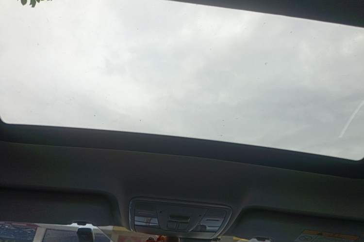 Used CHANGAN Eado 2021 PLUS 1.6L GDI Manual Luxury Model Headliner