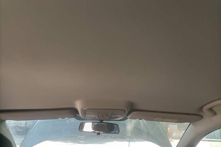 Used CHANGAN Eado 2021 PLUS 1.6L GDI CVT Elite Model Headliner