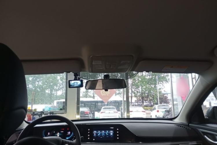 Used CHANGAN Eado 2021 PLUS 1.6L GDI CVT Elite Model Headliner