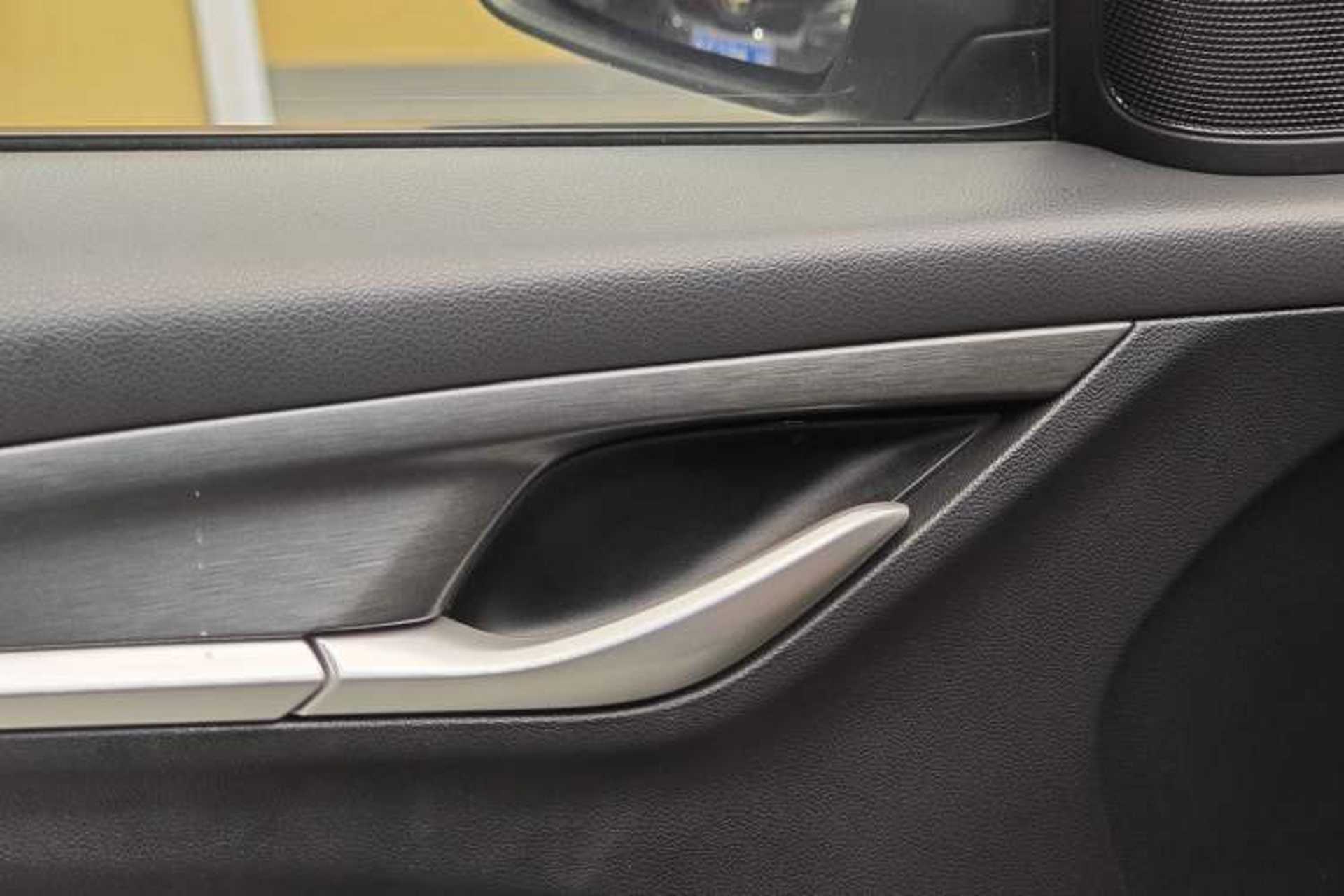 Used CHANGAN Eado 2021 PLUS Blue Whale NE 1.4T GDI DCT Prestige Model Interior 11