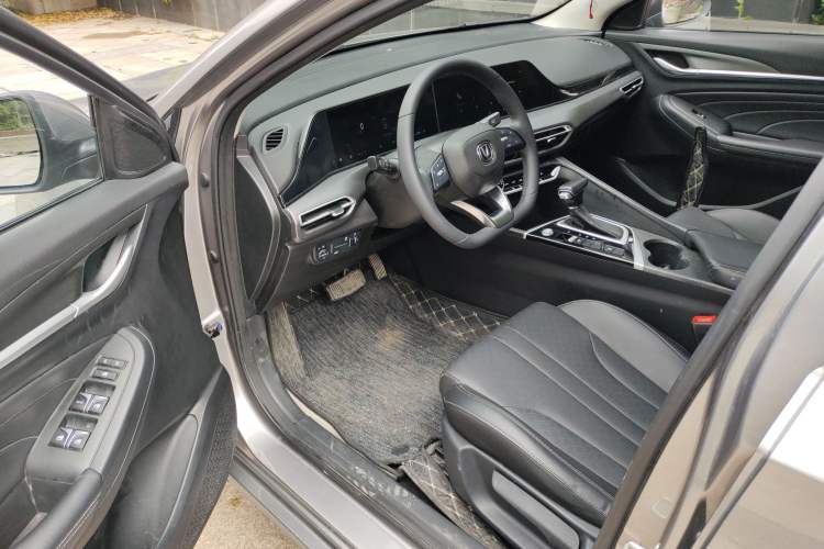 Used CHANGAN Eado 2021 PLUS 1.6L GDI CVT Luxury Model Interior 2