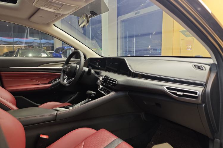 Used CHANGAN Eado 2021 PLUS Blue Whale NE 1.4T GDI DCT Prestige Model Interior 2