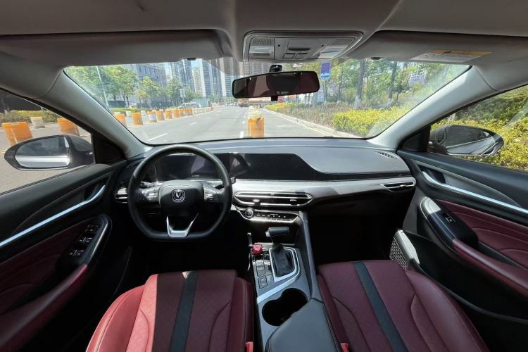Used CHANGAN Eado 2021 PLUS Blue Whale NE 1.4T GDI DCT Flagship Model Interior 4