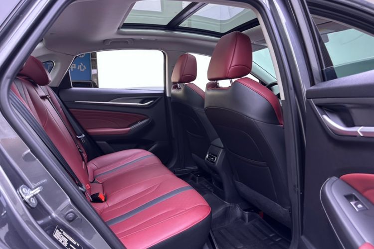 Used CHANGAN Eado 2021 PLUS Blue Whale NE 1.4T GDI DCT Flagship Model Interior 4