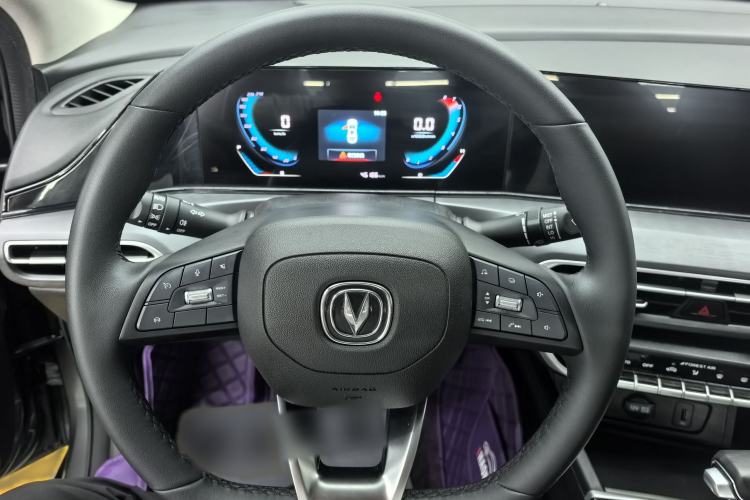 Used CHANGAN Eado 2021 PLUS Blue Whale NE 1.4T GDI DCT Prestige Model Interior 4