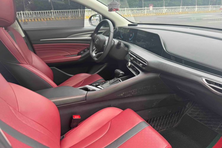 Used CHANGAN Eado 2021 PLUS Blue Whale NE 1.4T GDI DCT Prestige Model Interior 5