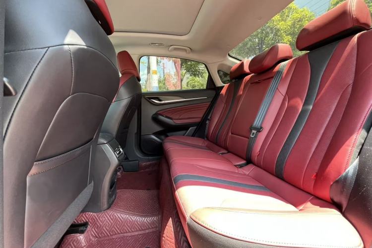 Used CHANGAN Eado 2021 PLUS Blue Whale NE 1.4T GDI DCT Flagship Model Interior 6