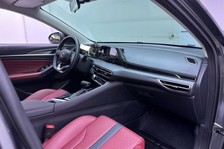 Used CHANGAN Eado 2021 PLUS Blue Whale NE 1.4T GDI DCT Flagship Model Interior 6
