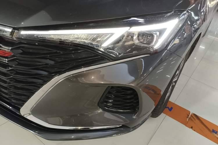 Used CHANGAN Eado 2021 PLUS Blue Whale NE 1.4T GDI DCT Prestige Model Left Front Headlight