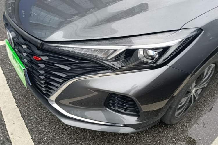 Used CHANGAN Eado 2021 PLUS Blue Whale NE 1.4T GDI DCT Flagship Model Left Front Headlight