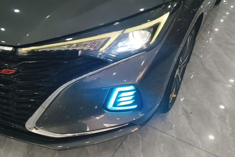 Used CHANGAN Eado 2021 PLUS Blue Whale NE 1.4T GDI DCT Flagship Model Left Front Headlight