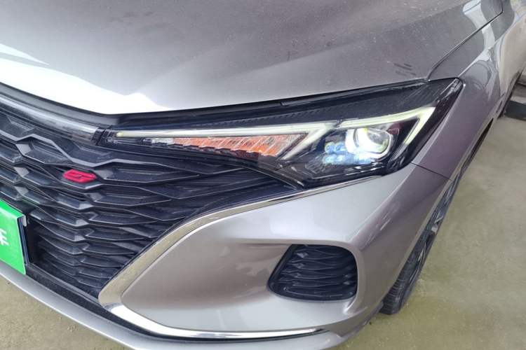 Used CHANGAN Eado 2021 PLUS Blue Whale NE 1.4T GDI DCT Flagship Model Left Front Headlight