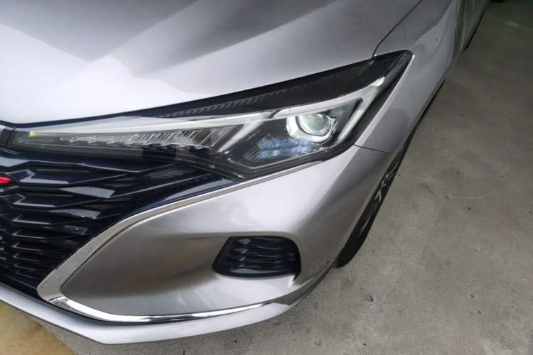 Used CHANGAN Eado 2021 PLUS Blue Whale NE 1.4T GDI DCT Prestige Model Left Front Headlight