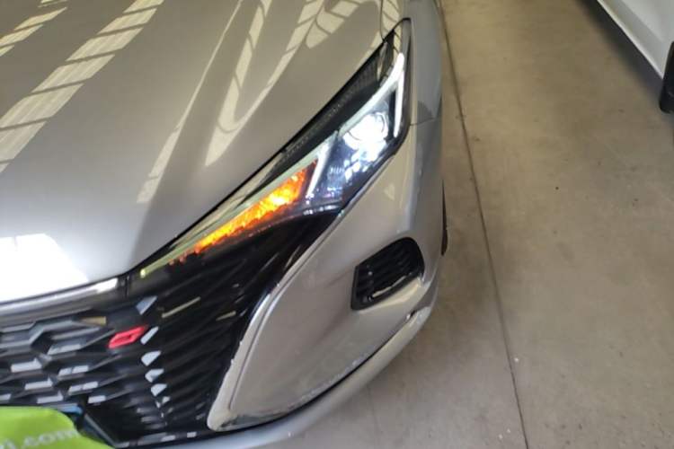Used CHANGAN Eado 2021 PLUS Blue Whale NE 1.4T GDI DCT Prestige Model Left Front Headlight