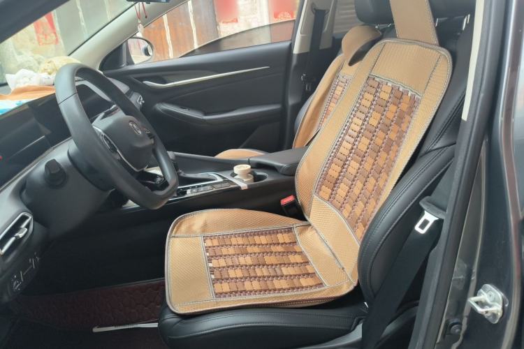 Used CHANGAN Eado 2021 PLUS Blue Whale NE 1.4T GDI DCT Prestige Model Left Front Seat