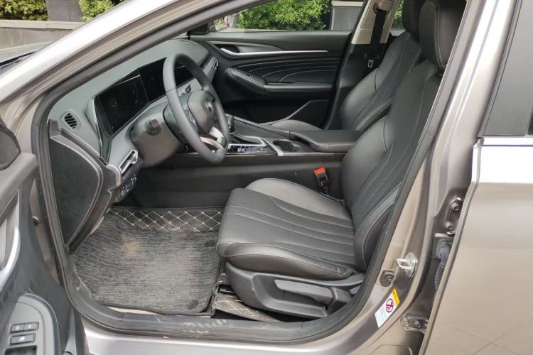 Used CHANGAN Eado 2021 PLUS 1.6L GDI CVT Luxury Model Left Front Seat