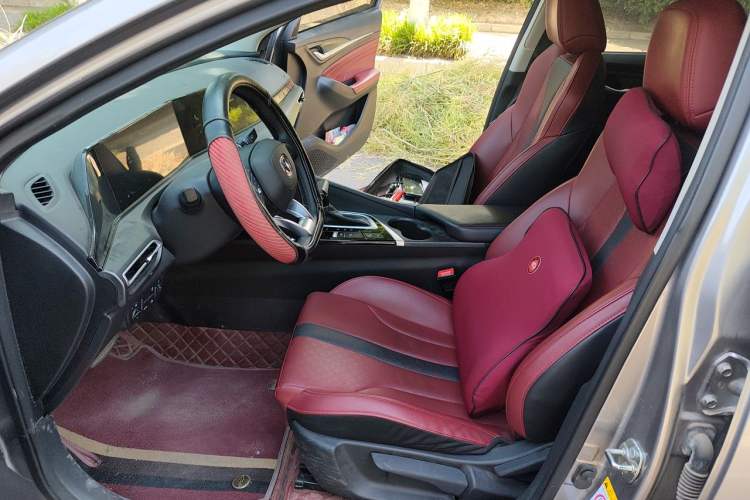 Used CHANGAN Eado 2021 PLUS Blue Whale NE 1.4T GDI DCT Prestige Model Left Front Seat