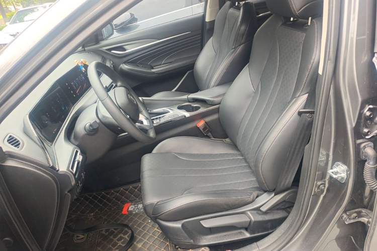 Used CHANGAN Eado 2021 PLUS 1.6L GDI CVT Elite Model Left Front Seat