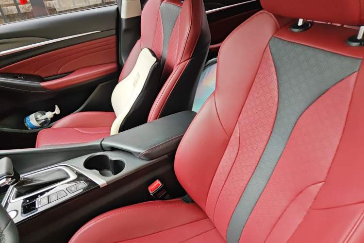 Used CHANGAN Eado 2021 PLUS Blue Whale NE 1.4T GDI DCT Prestige Model Left Front Seat