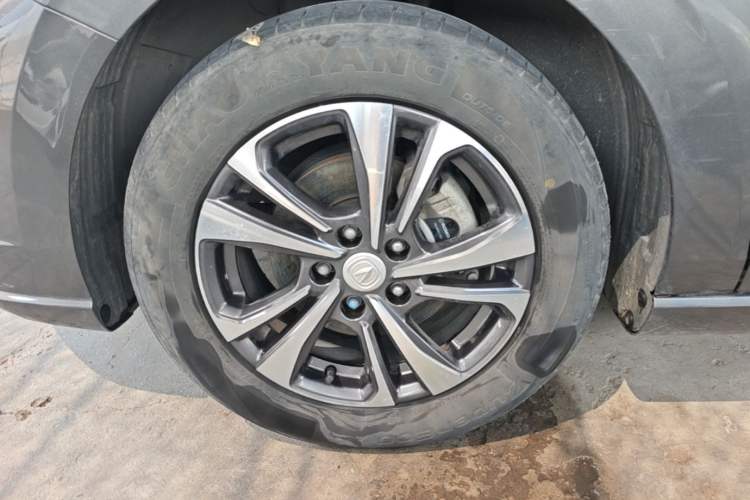 Used CHANGAN Eado 2021 PLUS Blue Whale NE 1.4T GDI DCT Prestige Model Left Front Wheel Hub