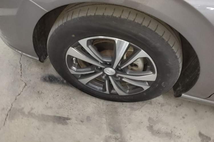 Used CHANGAN Eado 2021 PLUS 1.6L GDI CVT Luxury Model Left Front Wheel Hub
