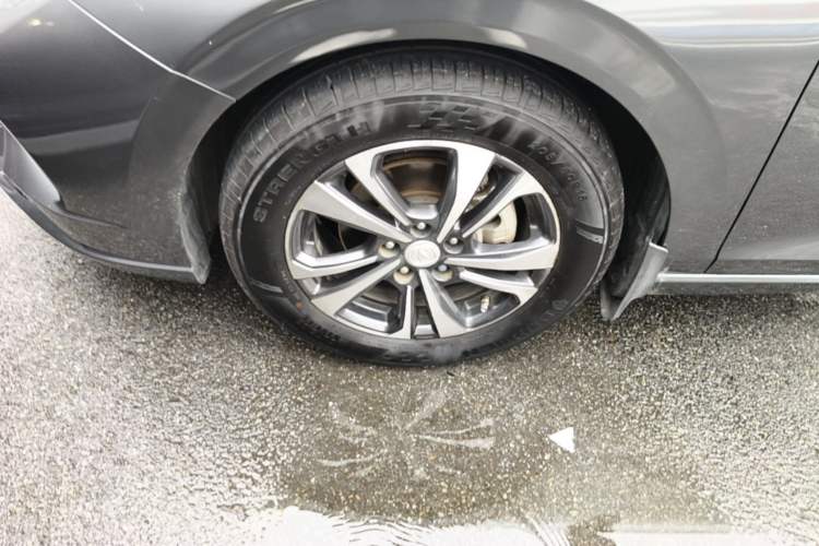 Used CHANGAN Eado 2021 PLUS Blue Whale NE 1.4T GDI DCT Prestige Model Left Front Wheel Hub
