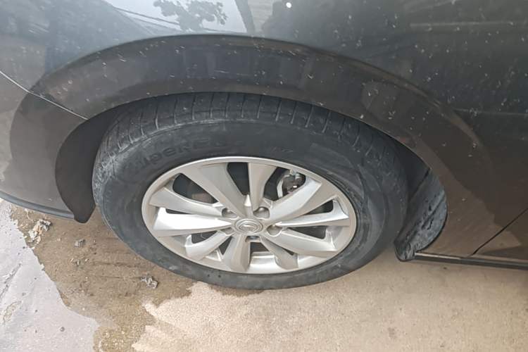 Used CHANGAN Eado 2021 PLUS 1.6L GDI Manual Elite Model Left Front Wheel Hub