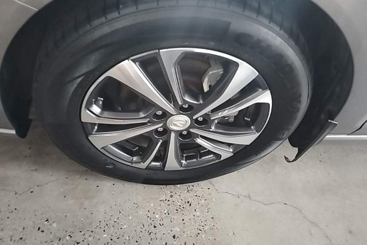 Used CHANGAN Eado 2021 PLUS Blue Whale NE 1.4T GDI DCT Prestige Model Left Front Wheel Hub