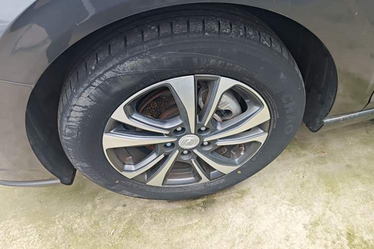 Used CHANGAN Eado 2021 PLUS Blue Whale NE 1.4T GDI DCT Prestige Model Left Front Wheel Hub