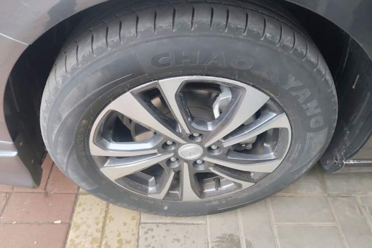 Used CHANGAN Eado 2021 PLUS 1.6L GDI Manual Luxury Model Left Front Wheel Hub