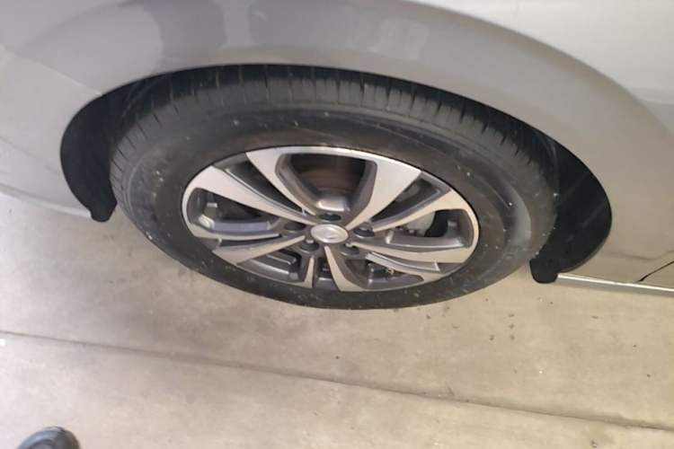 Used CHANGAN Eado 2021 PLUS Blue Whale NE 1.4T GDI DCT Prestige Model Left Front Wheel Hub