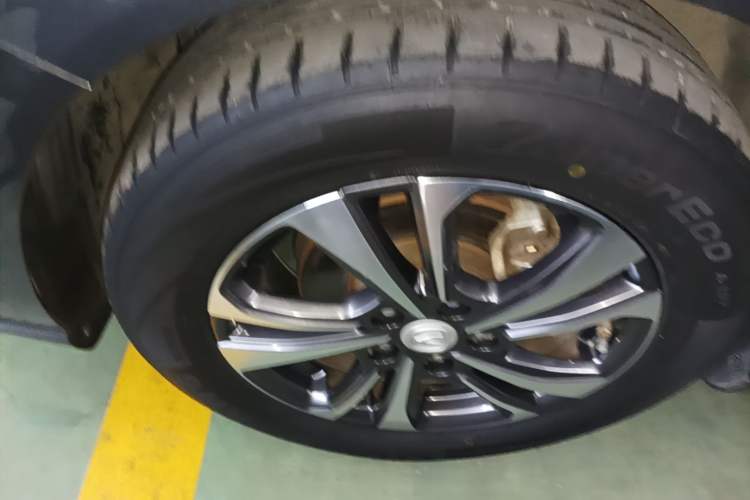 Used CHANGAN Eado 2021 PLUS Blue Whale NE 1.4T GDI DCT Prestige Model Left Front Wheel Hub