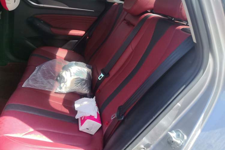 Used CHANGAN Eado 2021 PLUS Blue Whale NE 1.4T GDI DCT Flagship Model Left Rear Seat