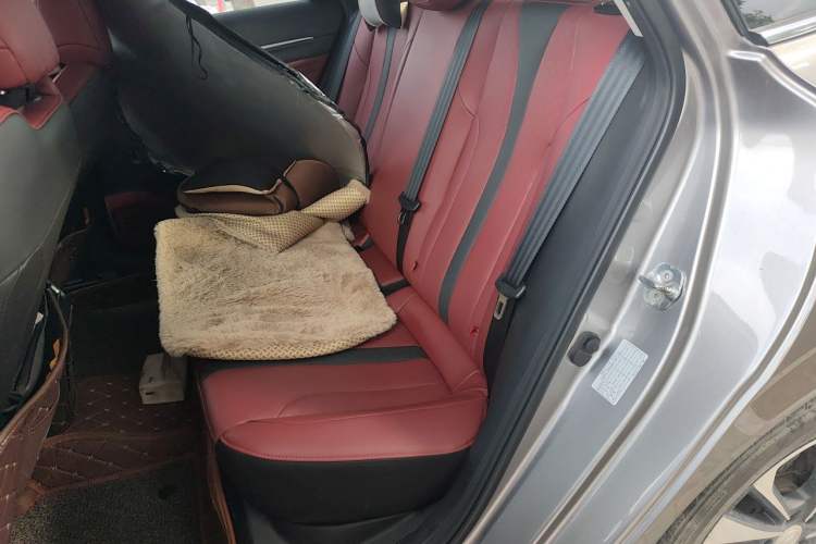 Used CHANGAN Eado 2021 PLUS Blue Whale NE 1.4T GDI DCT Prestige Model Left Rear Seat