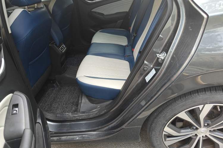 Used CHANGAN Eado 2021 PLUS Blue Whale NE 1.4T GDI DCT Flagship Model Left Rear Seat