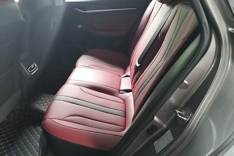 Used CHANGAN Eado 2021 PLUS Blue Whale NE 1.4T GDI DCT Prestige Model Left Rear Seat